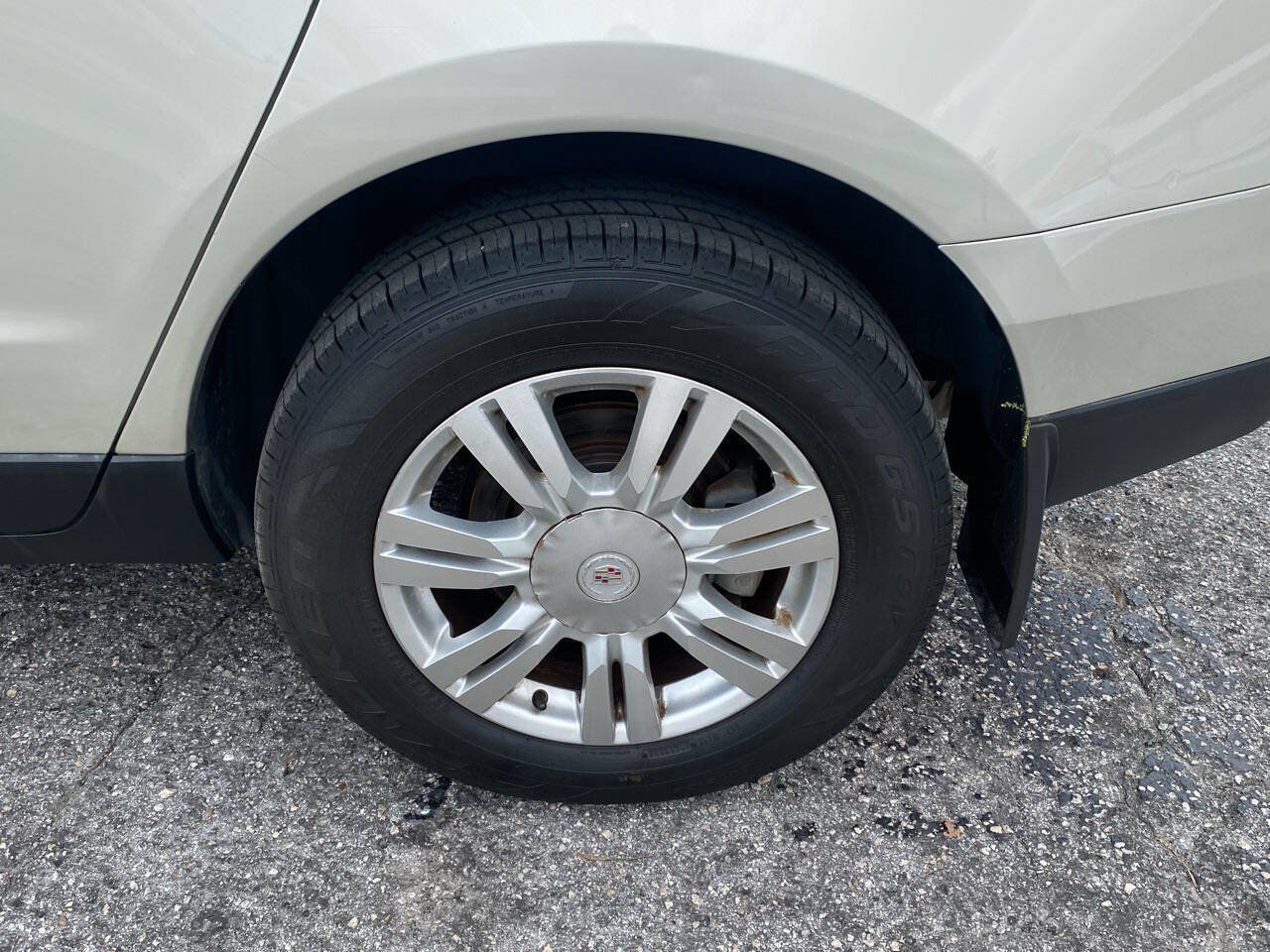 Used 2013 Cadillac SRX Luxury FWD image 10