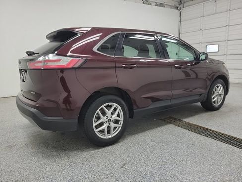 Certified 2024 Ford Edge SEL AWD/4WD image 3