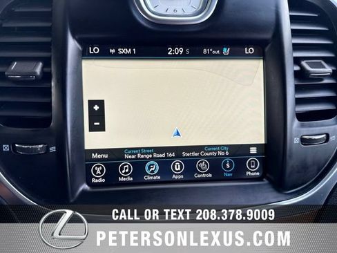 Used 2017 Chrysler 300 C Platinum w/ Safetytec Plus Group AWD/4WD image 17