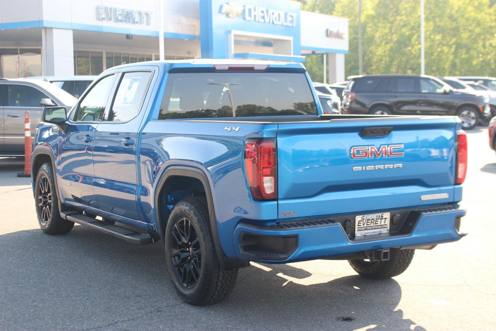 Used 2022 GMC Sierra 1500 Elevation AWD/4WD image 5