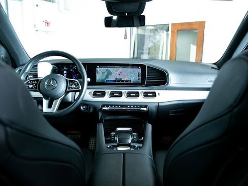 Used 2022 Mercedes-Benz GLS 450 4MATIC w/ AMG Line Exterior image 37