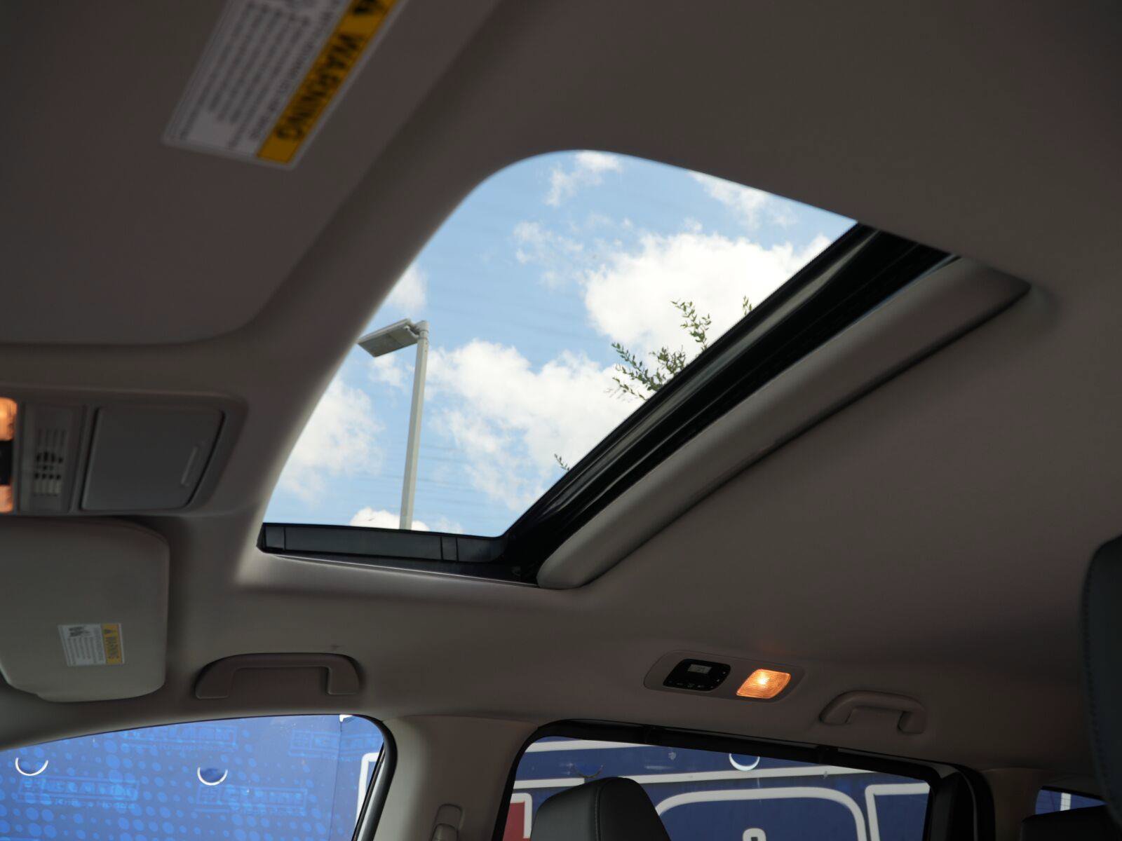 New 2027 Honda Odyssey EX-L image 17