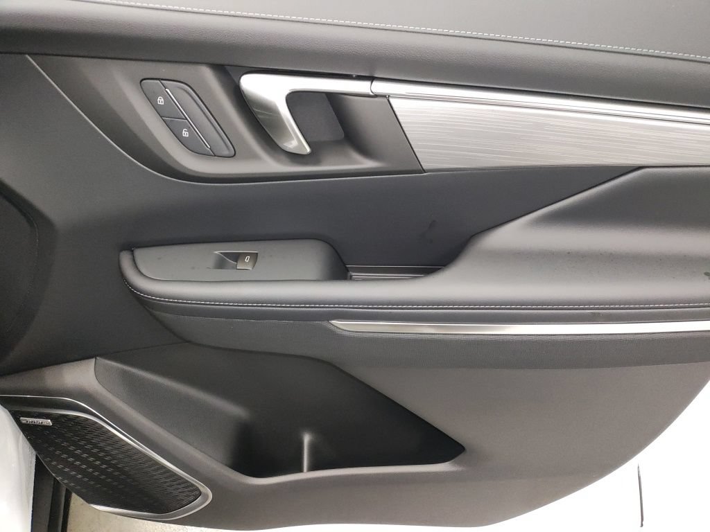 New 2026 Buick Enclave Preferred FWD image 9