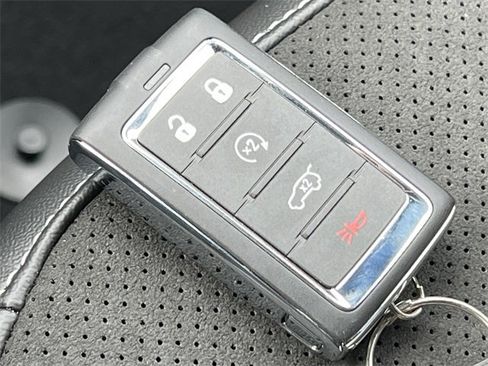 New 2026 Jeep Grand Cherokee Altitude image 29