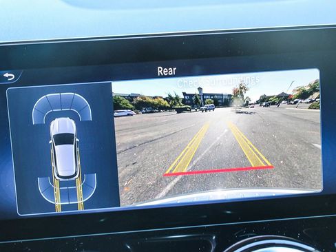 Certified 2025 Mercedes-Benz GLA 250 GLA 250 image 22