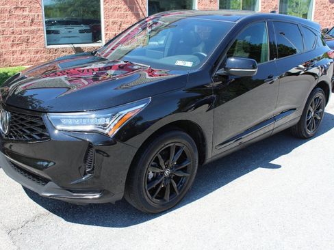 Used 2025 Acura RDX SH-AWD image 2