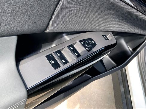 New 2026 BMW X3 xDrive30 AWD/4WD image 17