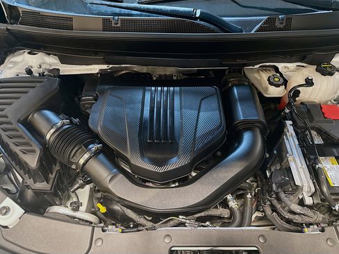 Used 2025 GMC Acadia Elevation image 34