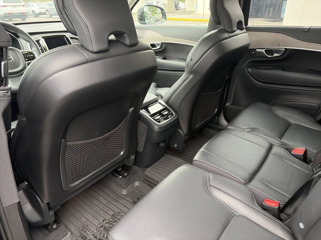 Used 2024 Volvo XC90 B6 Ultimate w/ Protection Package Premier AWD/4WD image 27