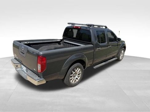 Used 2012 Nissan Frontier SL RWD image 3