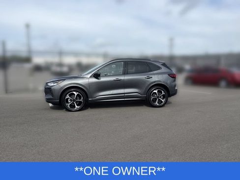 Certified 2023 Ford Escape ST-Line Select w/ Tech Pack #2 AWD/4WD image 3