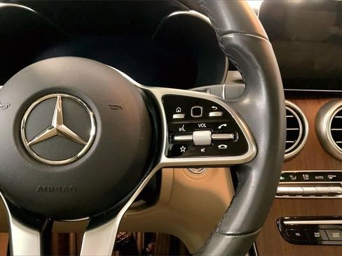 Used 2023 Mercedes-Benz GLC 300 4MATIC Coupe image 18