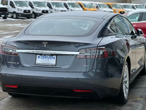 Used 2018 Tesla Model S 75D image 4