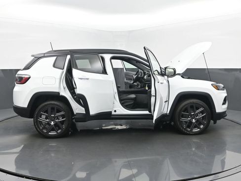 New 2026 Jeep Compass Limited image 58