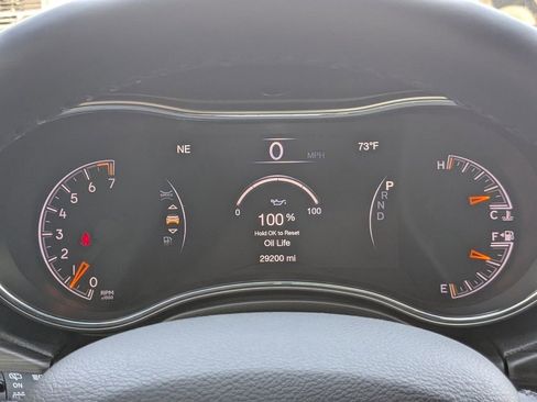 Used 2022 Jeep Grand Cherokee Laredo X image 27