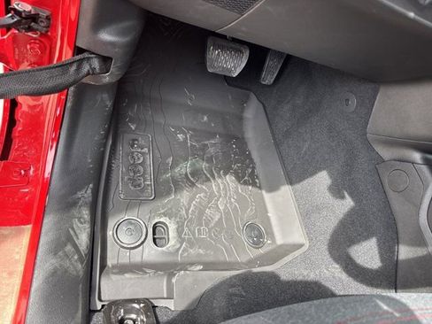 New 2026 Jeep Wrangler Rubicon w/ Xtreme 35 Tire Package image 22