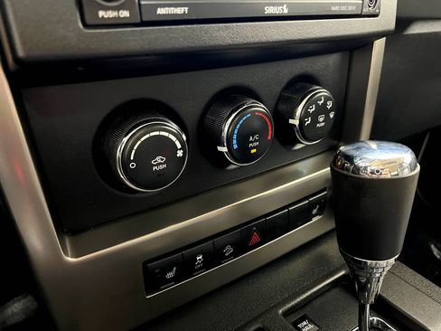 Used 2012 Jeep Liberty Sport AWD/4WD image 24