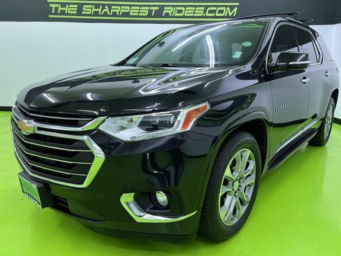 Used 2018 Chevrolet Traverse Premier w/ LPO, 'HIT The Road' Package AWD/4WD image 5