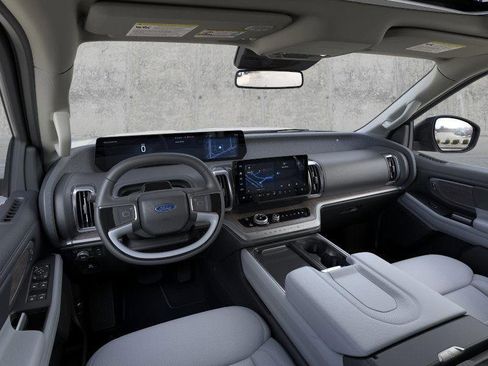 New 2025 Ford Expedition Platinum w/ Platinum Ultimate Package image 9