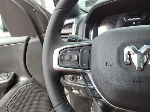 New 2026 RAM 1500 4x4 Crew Cab image 19