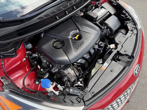 Used 2016 Kia Forte LX image 24