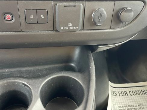 Used 2021 GMC Savana 3500 Extended w/ Power Convenience Package image 23