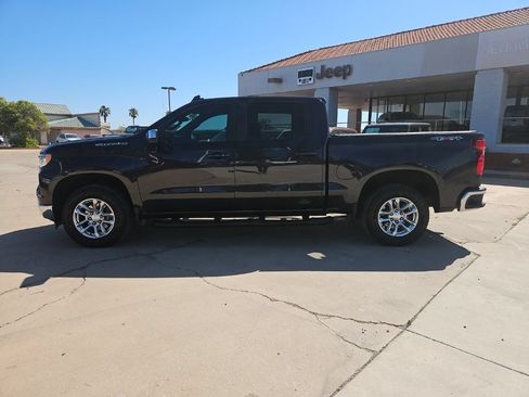 Used 2024 Chevrolet Silverado 1500 LT w/ Protection Package AWD/4WD image 2