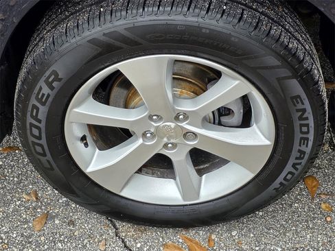 Used 2013 Subaru Outback 3.6R Limited w/ Moonroof Pkg image 33