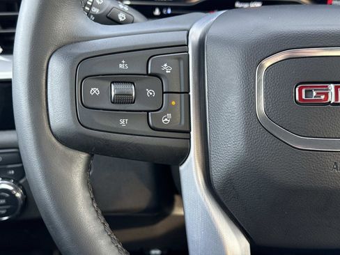 Used 2023 GMC Sierra 1500 Elevation image 7