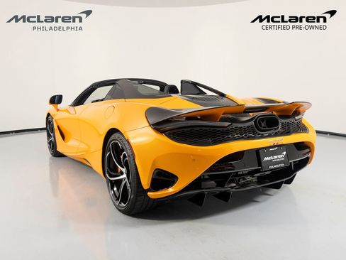 Used 2024 McLaren 750S Spider RWD image 4