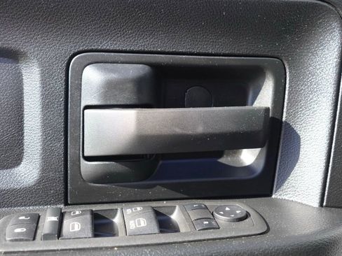 Used 2022 RAM 4500 Tradesman w/ Chrome Appearance Group image 7