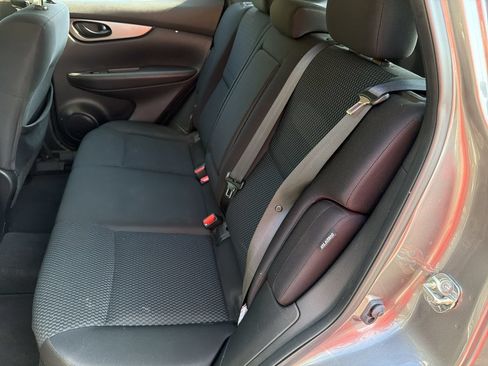 Used 2021 Nissan Rogue Sport S FWD image 14
