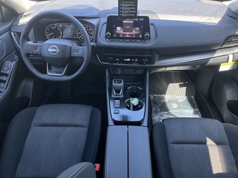 New 2026 Nissan Rogue SV FWD image 2