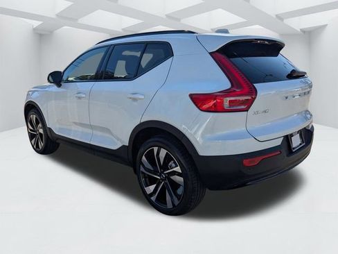 New 2026 Volvo XC40 B5 Ultra AWD/4WD image 6