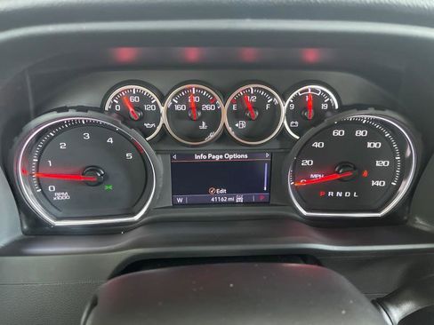 Used 2023 Chevrolet Silverado 2500 LT AWD/4WD image 26