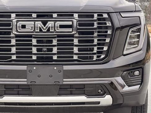 Used 2025 GMC Yukon Denali Ultimate image 9