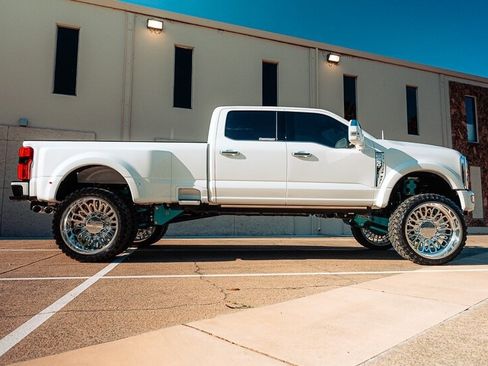 Used 2026 Ford F450 Platinum w/ Platinum Plus Package AWD/4WD image 4