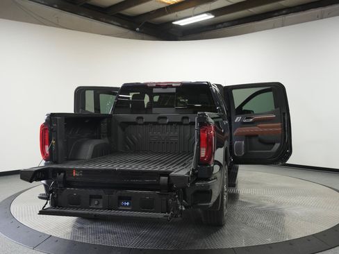 Used 2026 GMC Sierra 1500 Denali Ultimate AWD/4WD image 13