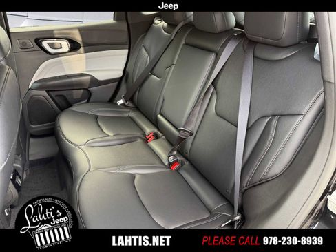 New 2025 Jeep Compass Limited w/ Sun & Sound Group image 15