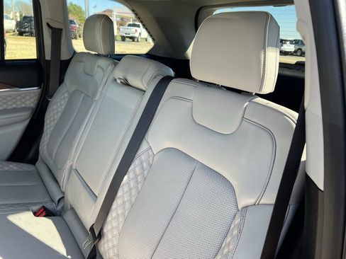 Used 2022 Jeep Grand Cherokee Summit w/ Adv Protech Group IV image 23