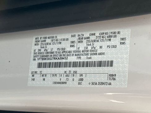 New 2024 Ford Transit 350 148 High Roof Extended image 32