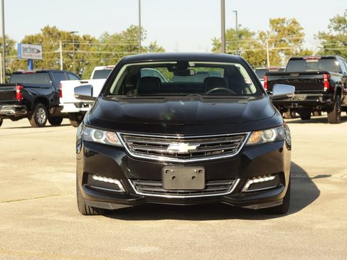 Used 2016 Chevrolet Impala LTZ FWD image 2