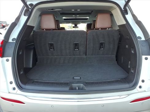 Used 2018 Buick Enclave Avenir image 9