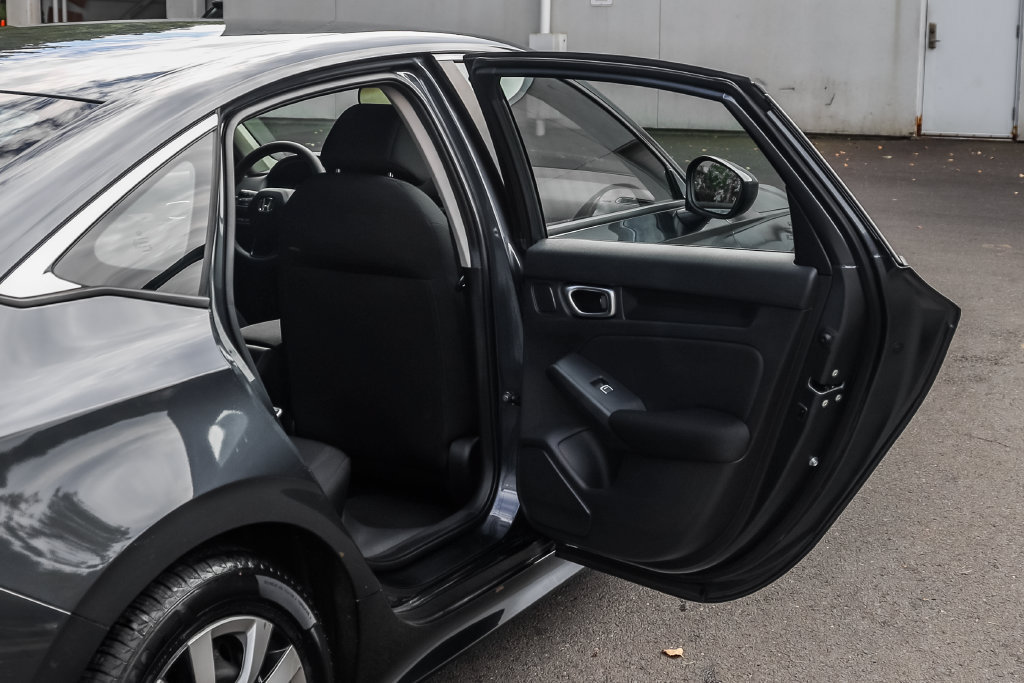 Used 2024 Honda Civic LX image 17