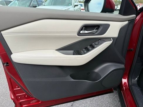 New 2026 Nissan Rogue SV w/ SV Premium Package image 10