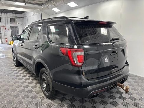 Used 2017 Ford Explorer Sport AWD/4WD image 4