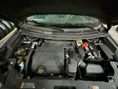 Used 2016 Ford Explorer XLT w/ Equipment Group 202A image 33