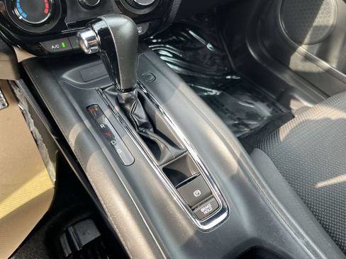 Used 2022 Honda HR-V Sport image 22