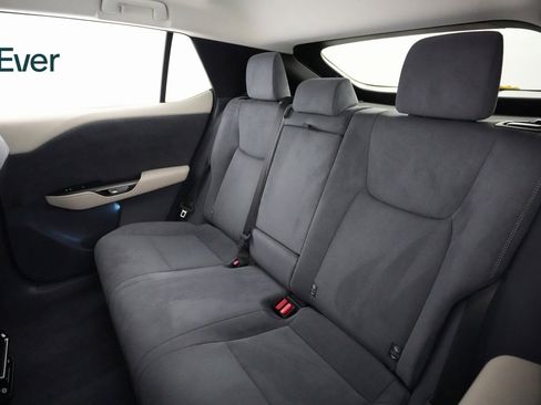 Used 2023 Lexus RZ 450e Premium image 9