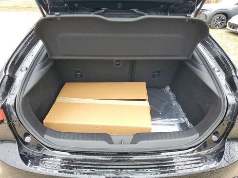New 2026 MAZDA MAZDA3 Hatchback w/Premium Plus Pkg AWD/4WD image 8